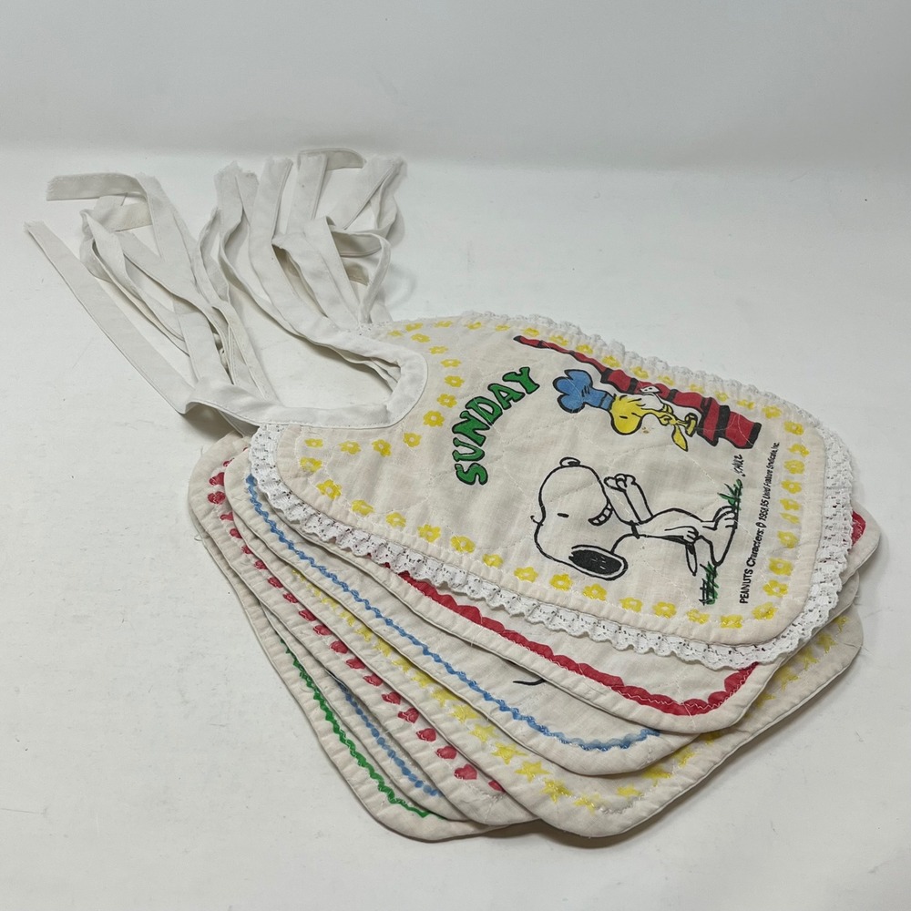 Vintage Peanuts Snoopy Days of the Week Baby Bibs 7 pc Set Sunday Monday Tuesday